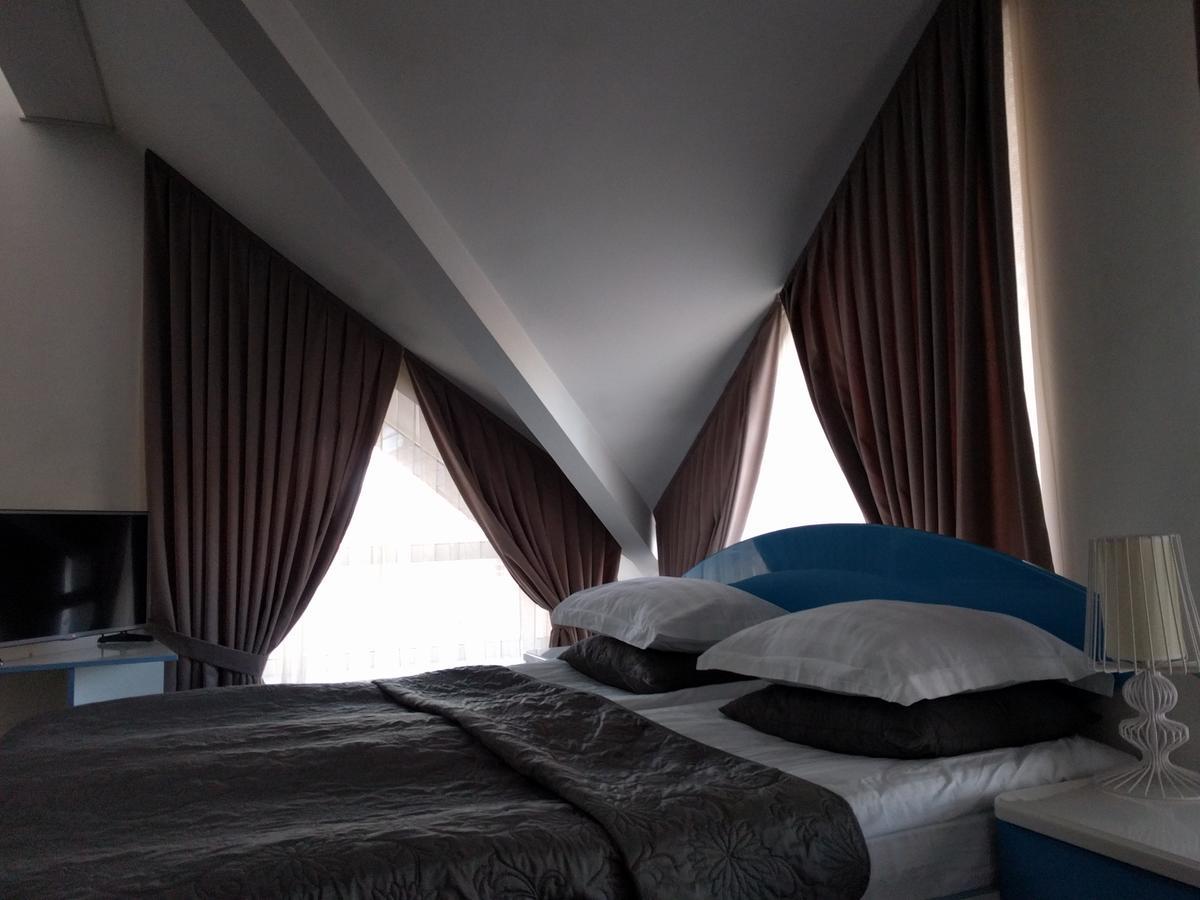 Kaiser Hotel تشيرنيفتسي المظهر الخارجي الصورة